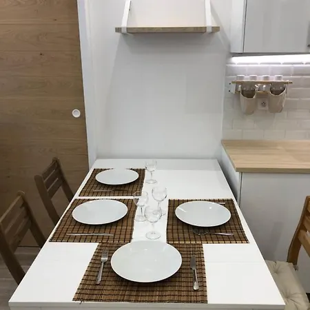 Appartement refait à neuf pour 4 p au centre-port Apartamento Agde